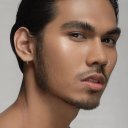 Agra Piliang oyuncusunun filmleri