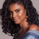 Aline Dias oyuncusunun filmleri