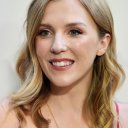 Beattie Edmondson oyuncusunun filmleri