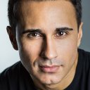 Chenier Hundal oyuncusunun filmleri