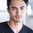 Darren Barnet oyuncusunun filmleri