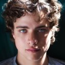 Douglas Smith oyuncusunun filmleri