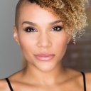 Emmy Raver-Lampman oyuncusunun filmleri
