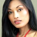 Kira Clavell oyuncusunun filmleri