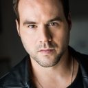 Lee Tichon oyuncusunun filmleri