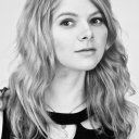 Lisa Bennett oyuncusunun filmleri