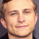 Max Hubacher oyuncusunun filmleri