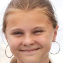 Maya Vanderbeque oyuncusunun filmleri