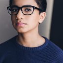 Neel Sethi oyuncusunun filmleri