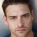 Nicholas Gunn oyuncusunun filmleri