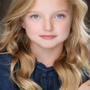 Shae Smolik oyuncusunun filmleri