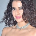 Smriti Kalra oyuncusunun filmleri