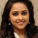 Sri Divya oyuncusunun filmleri