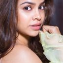 Sumona Chakravarti oyuncusunun filmleri