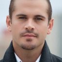 Thom Hallum oyuncusunun filmleri