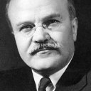 Vyacheslav Molotov oyuncusunun filmleri