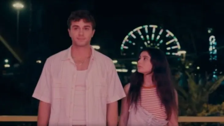 Aşkın Y&uuml;z&uuml; izle