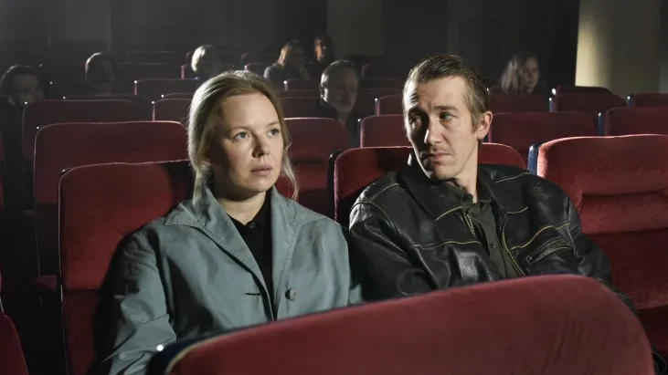 Sararmış Yapraklar izle