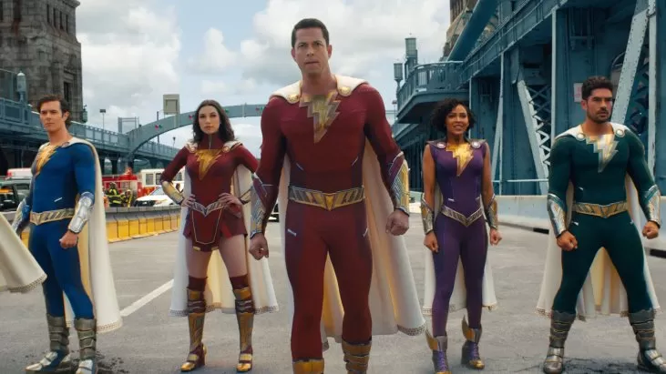 Shazam! Tanrıların &Ouml;fkesi izle