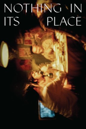 Hi&ccedil;bir Şey Yerinde Değil izle